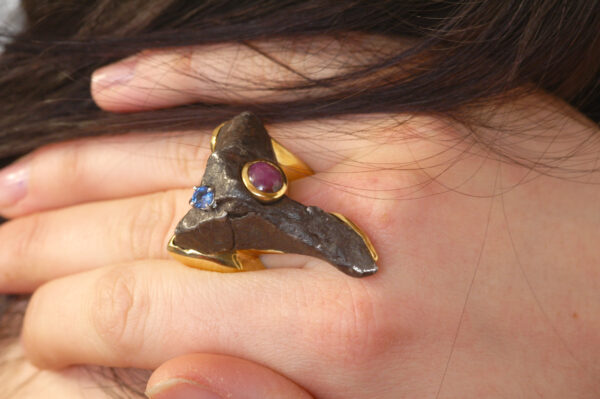 METEORITE017 4