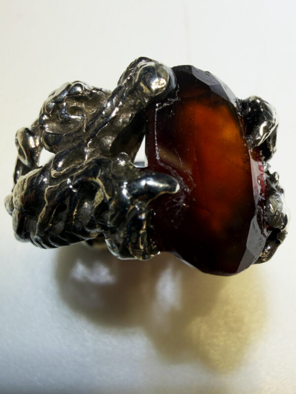 anello del grande abbraccio granato essonite sfaccettato330 3 anello del grande abbraccio granato essonite sfaccettato330 3